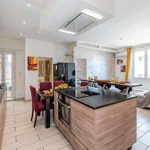 Apartment T3 Moderne Et Cosy Au Bord De Mer, Marseille